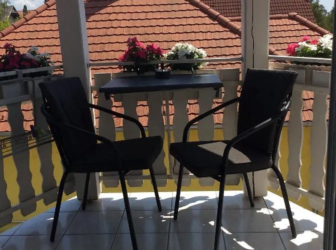 Gyoengyi Apartament Hévíz