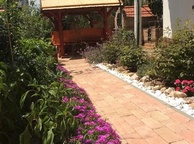 Apartament Gyoengyi
