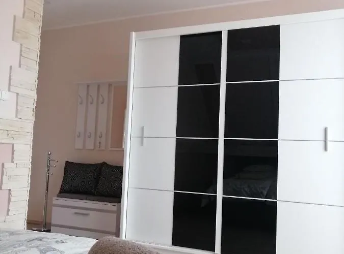 Apartament Gyoengyi *