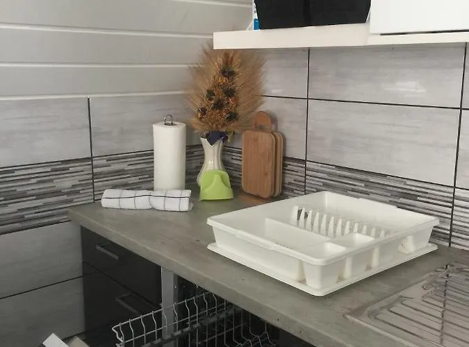 Gyoengyi Apartamento *